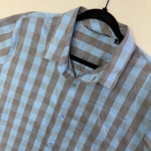 Travis Mathew Mens Button Up Shirt XL Blue Gray Plaid Short Sleeve Golf Casual